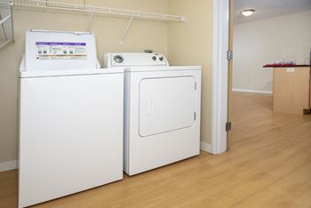 In-unit washer/dryer